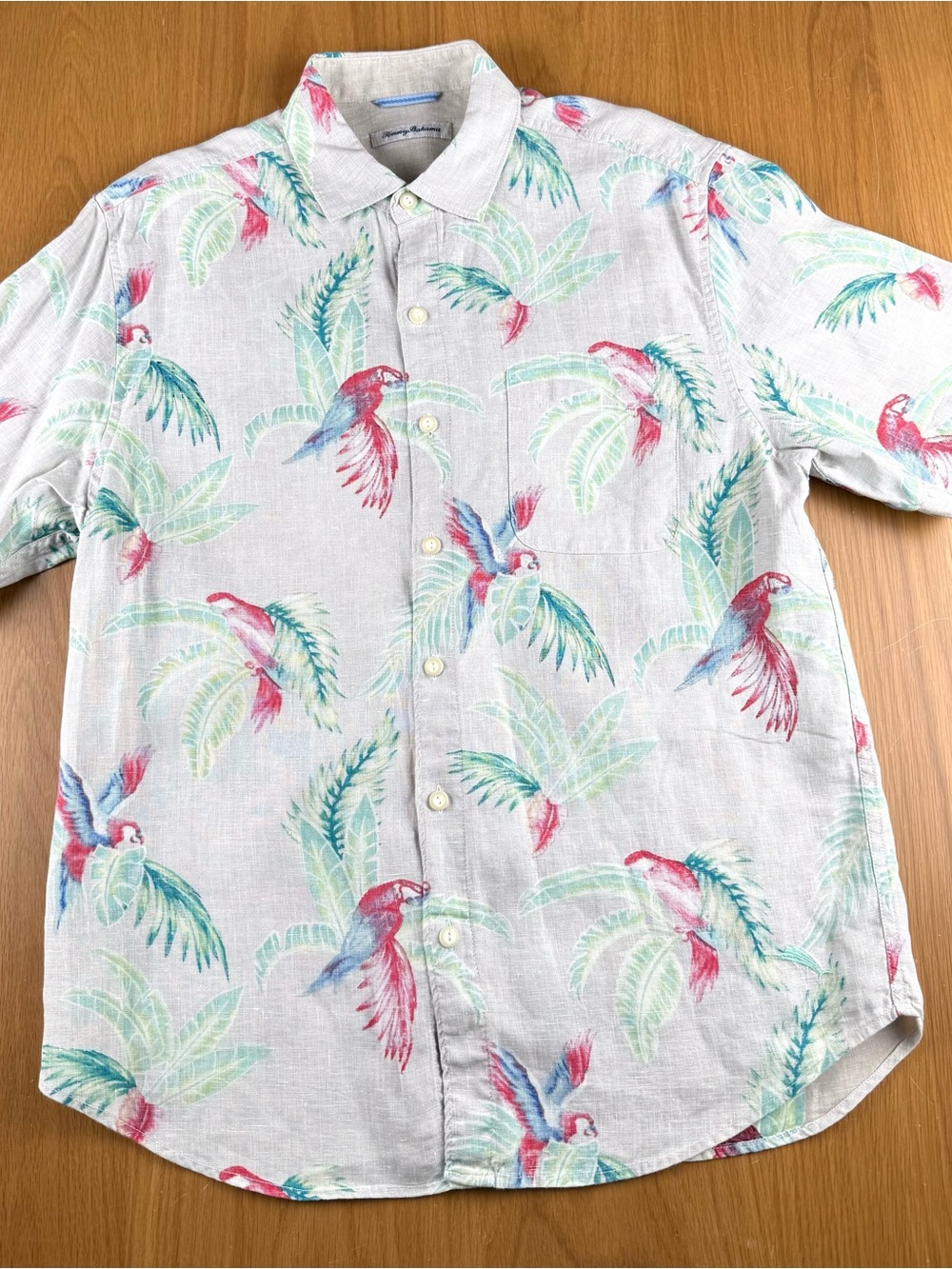 Tommy Bahama men's short-sleeve button-down”M” light heather greige 100% linen
